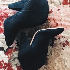 Vince Camuto Evangie Ankle Boots